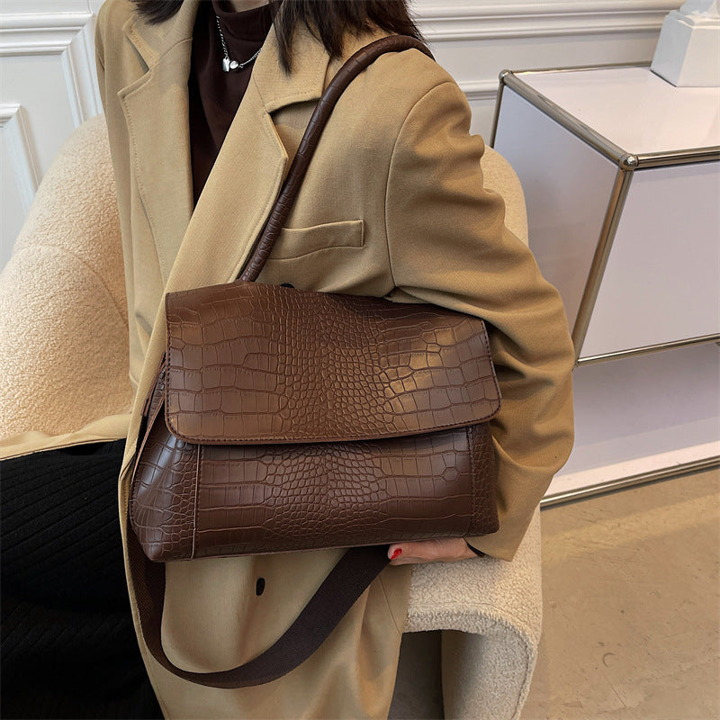 Women's Large Capacity New Fashion Messenger Bag