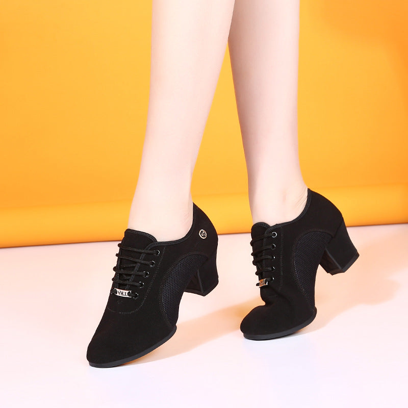 Indoor and outdoor dance shoes