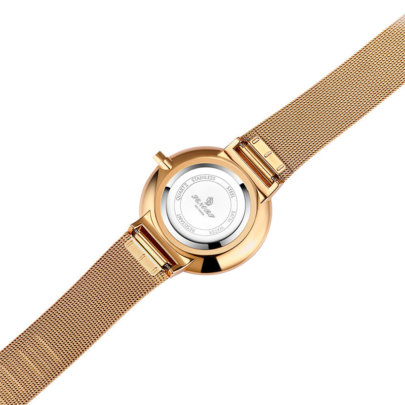 Ladies quartz watch