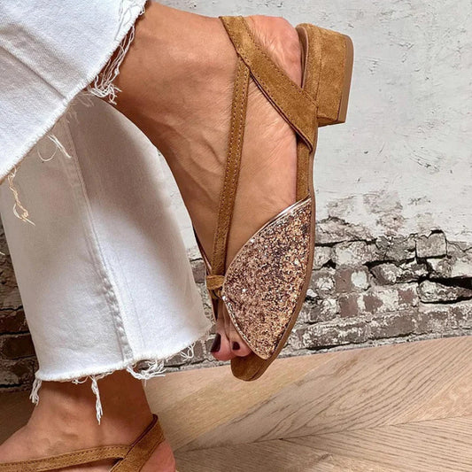 Brune Peep Toe-sandaler i Ruskind med Glitterbroderi