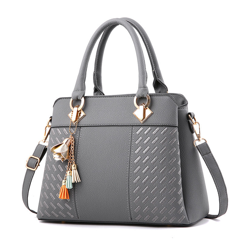 Lady bags Korean version of the new spring and summer fashion bags handbag shoulder bag on behalf of a killer.