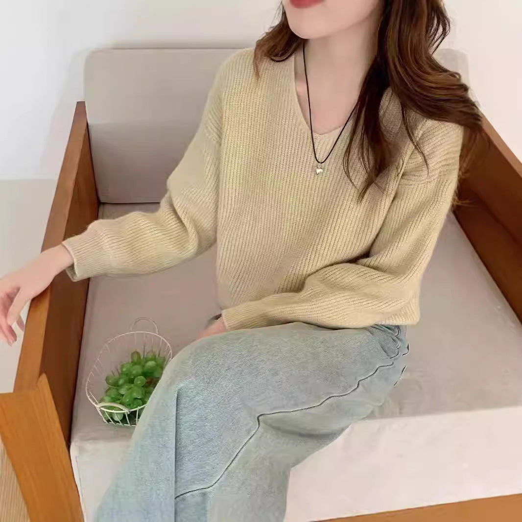 Womens Solid Color Long-Sleeve V-Neck Sweater