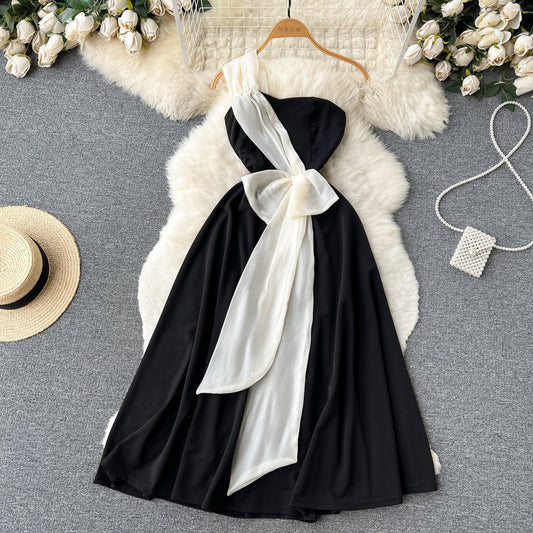 Black And White Contrast Color Slim Fit Waist A- Line Princess Dress
