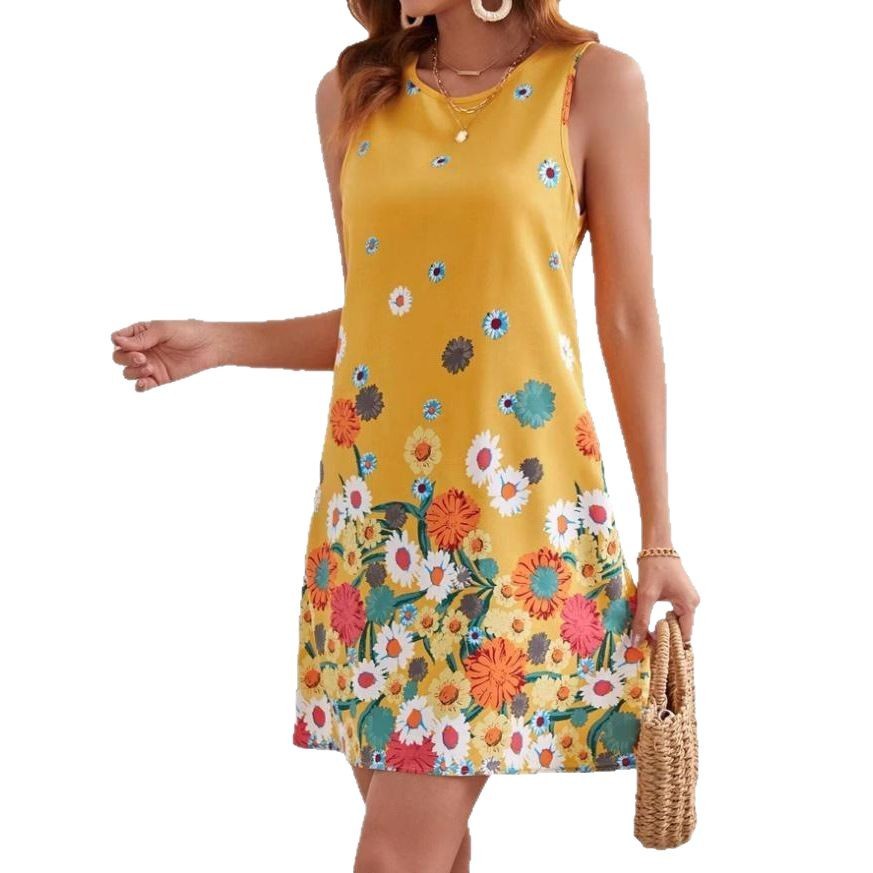 Floral-print Sleeveless Slip Dress With A Fitted Waist-cinching Design For An Elegant Look
