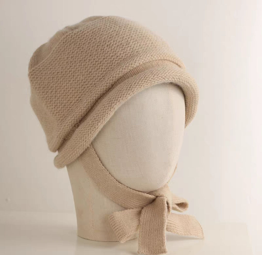 Women's Lace-up Wool Knitted Leifeng Hat
