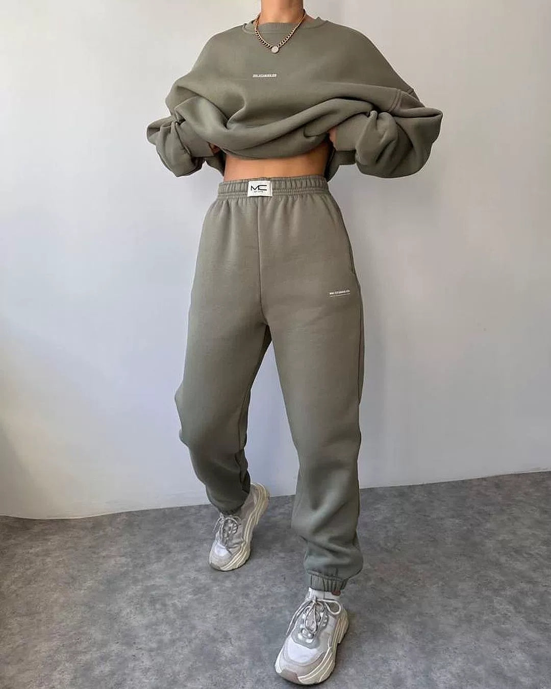 Fashion Casual Round Neck Sweatshirt Pants Set
