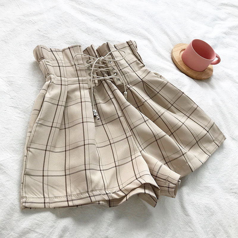 Flower bud tie plaid shorts