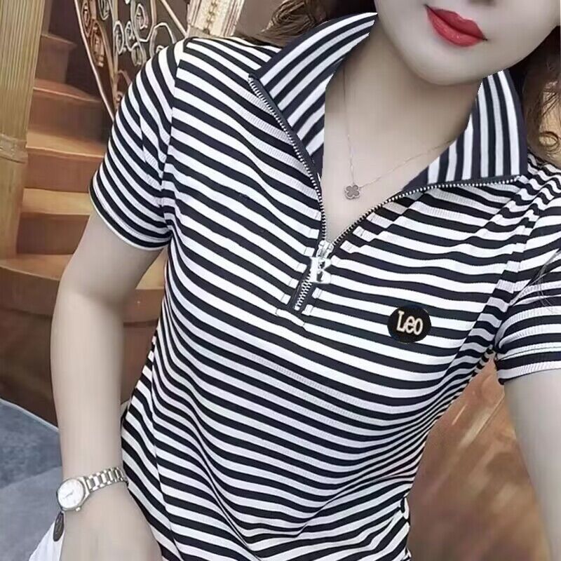 Letter Embroidery Stand-up Collar Short-sleeved T-shirt Shoulder