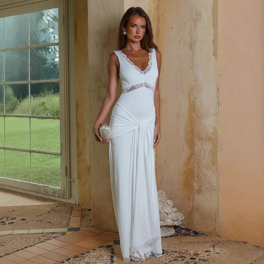 Blondebesat V-hals, slim-fit elegant, chik lang kjole med bånd