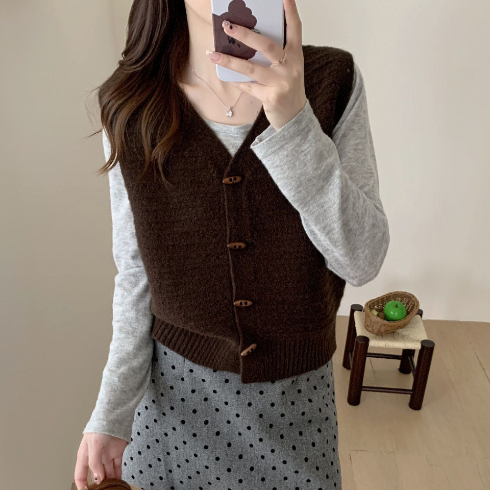 Horn Button Design V-neck Three-dimensional Pattern Cardigan
