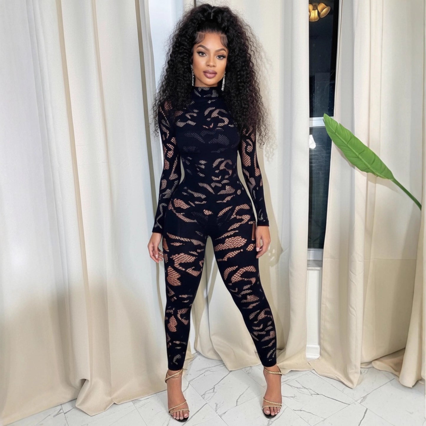 Hollow-out Lace Bodycon Hip-lifting Jumpsuit