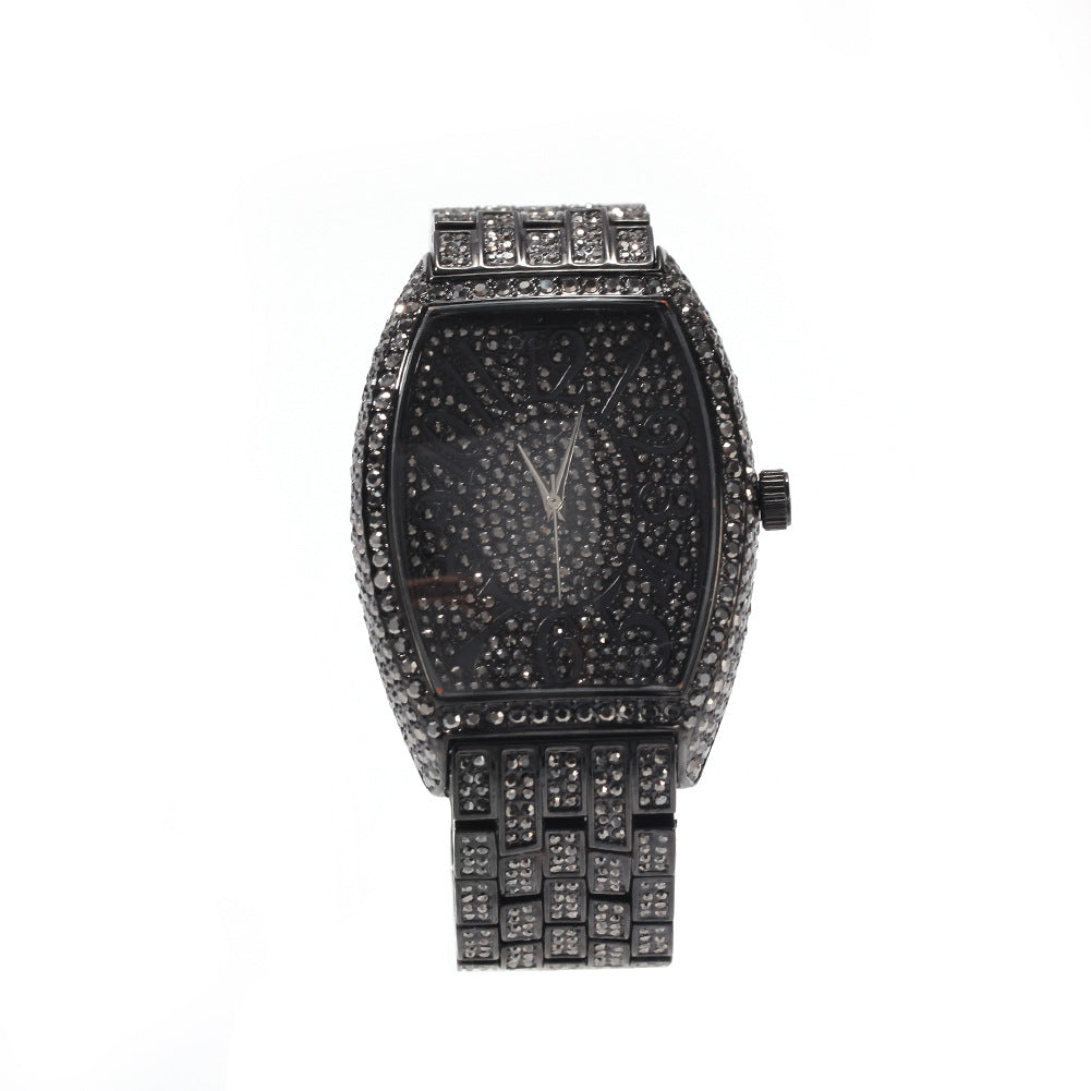 Large tonneau-shaped dial with full diamonds