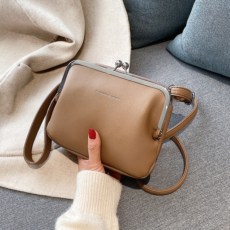 Fashionable Texture Autumn And Winter Multi-layer Messenger Bag