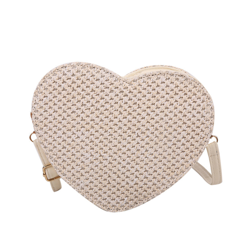 Western-style Love-shaped Straw Woven One-shoulder Diagonal Bag
