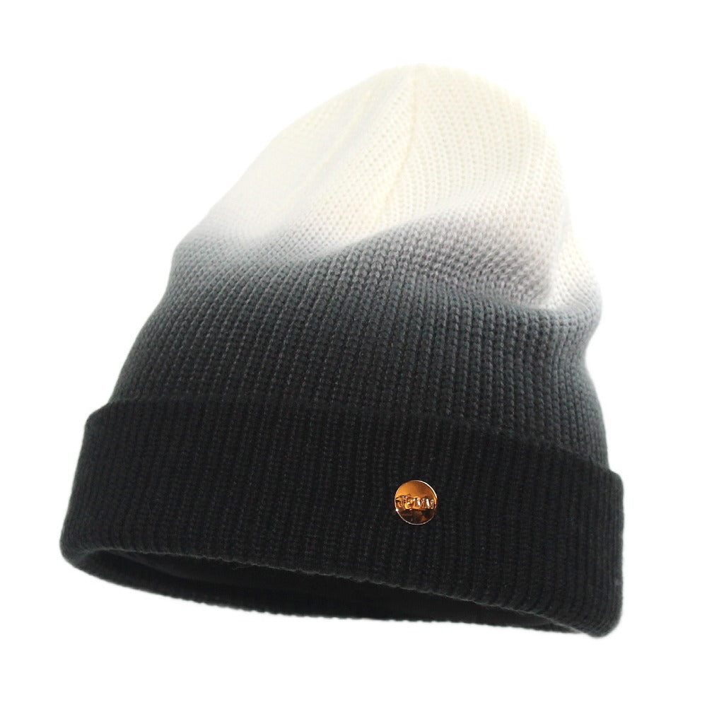 Gradient Texture Small Icon Knitted Hat