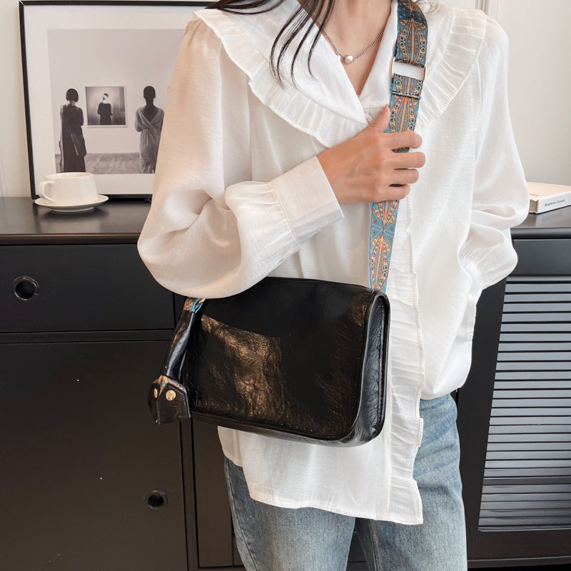 Casual Single Shoulder Solid Color Large Capacity Wide Shoulder Strap Bag
