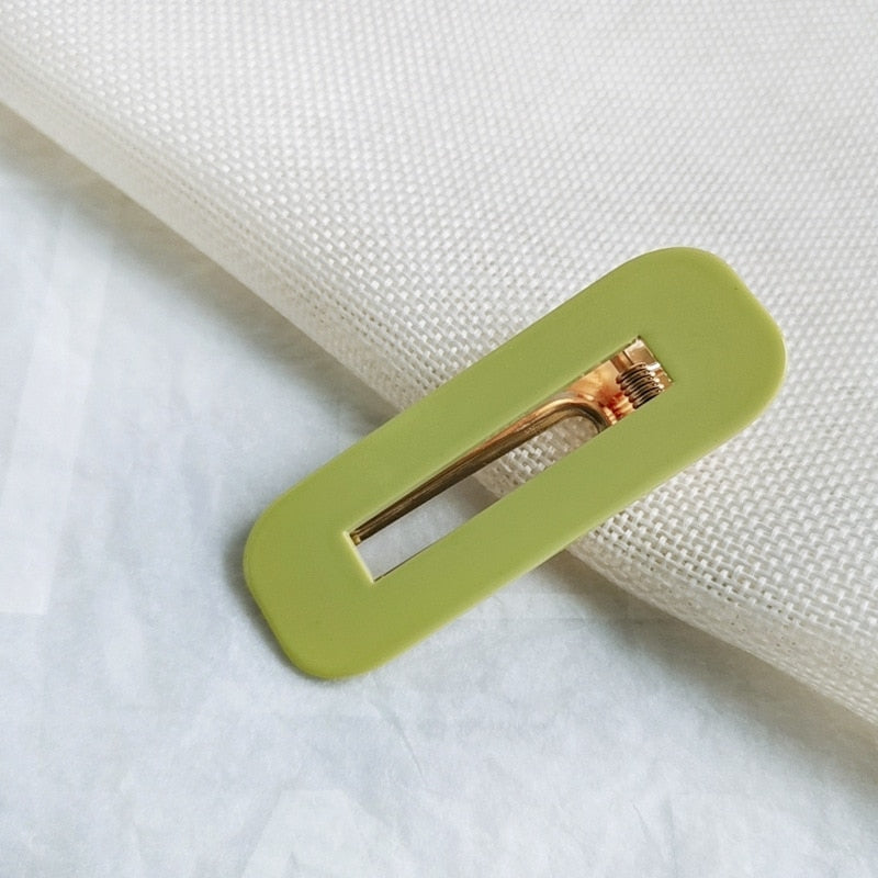 Macaron hairpin