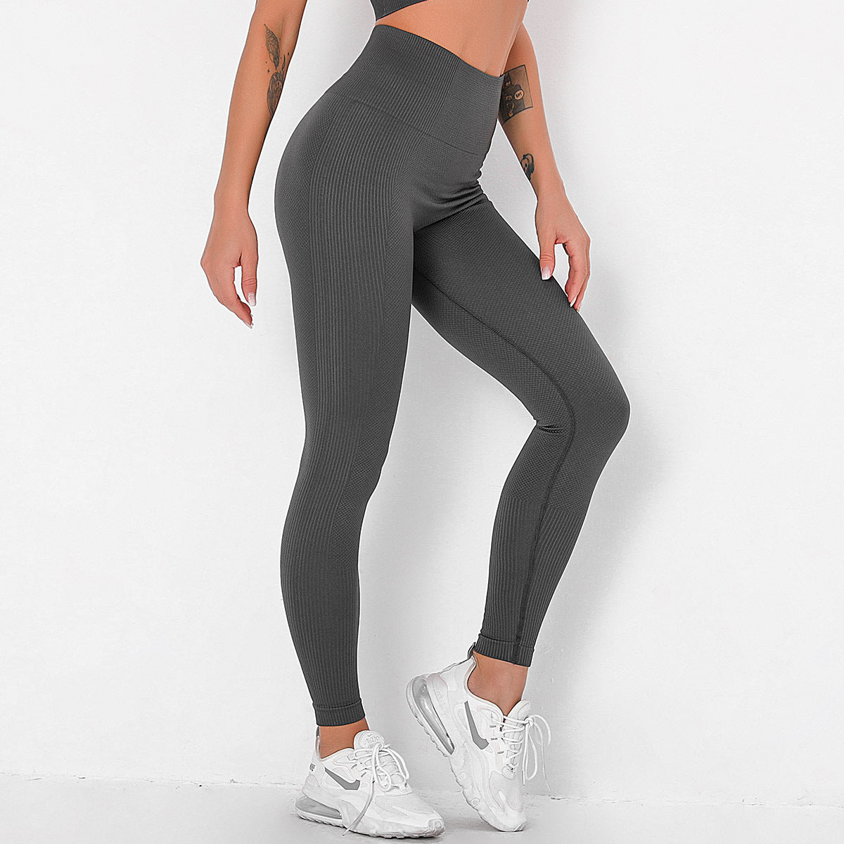 Seamless Solid Color Striped Hip Wicking Yoga Pants