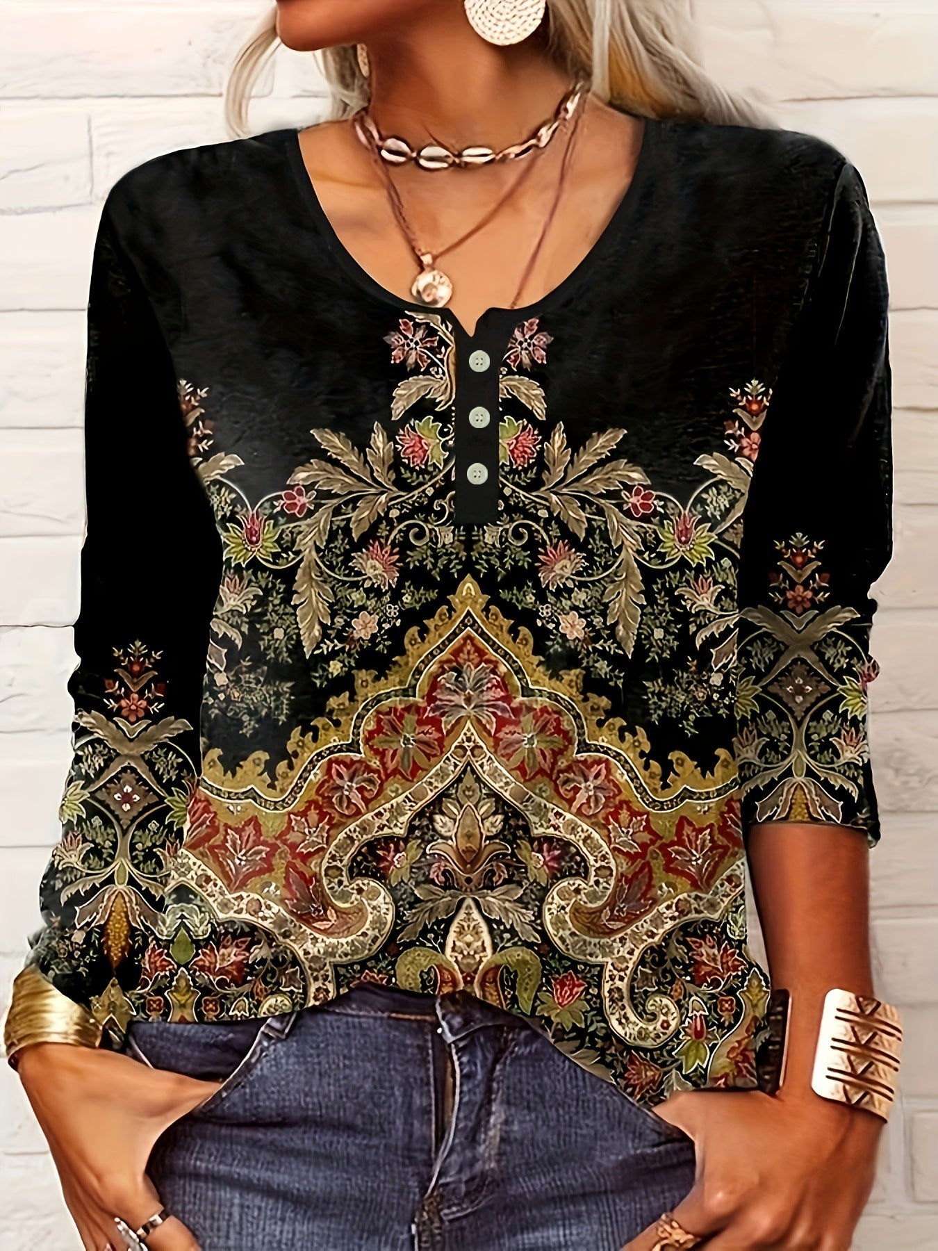 Women's V-neck Ethnic Print Plus Size T-shirt
