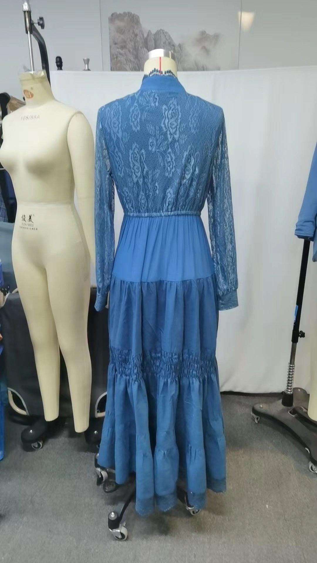 Retro V-neck Long-sleeve Pastoral-style Dress