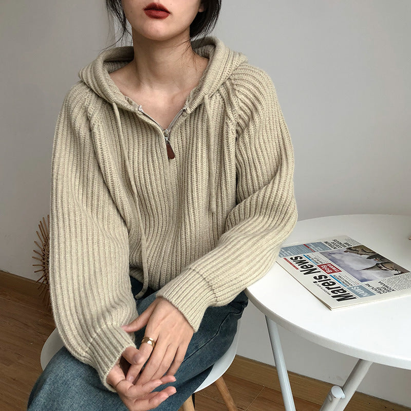 Koreansk kort cardigan med hætte i uld med nedfaldne striber