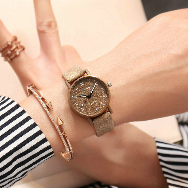 Vintage Frosted Stone Pattern Leather Strap Watch