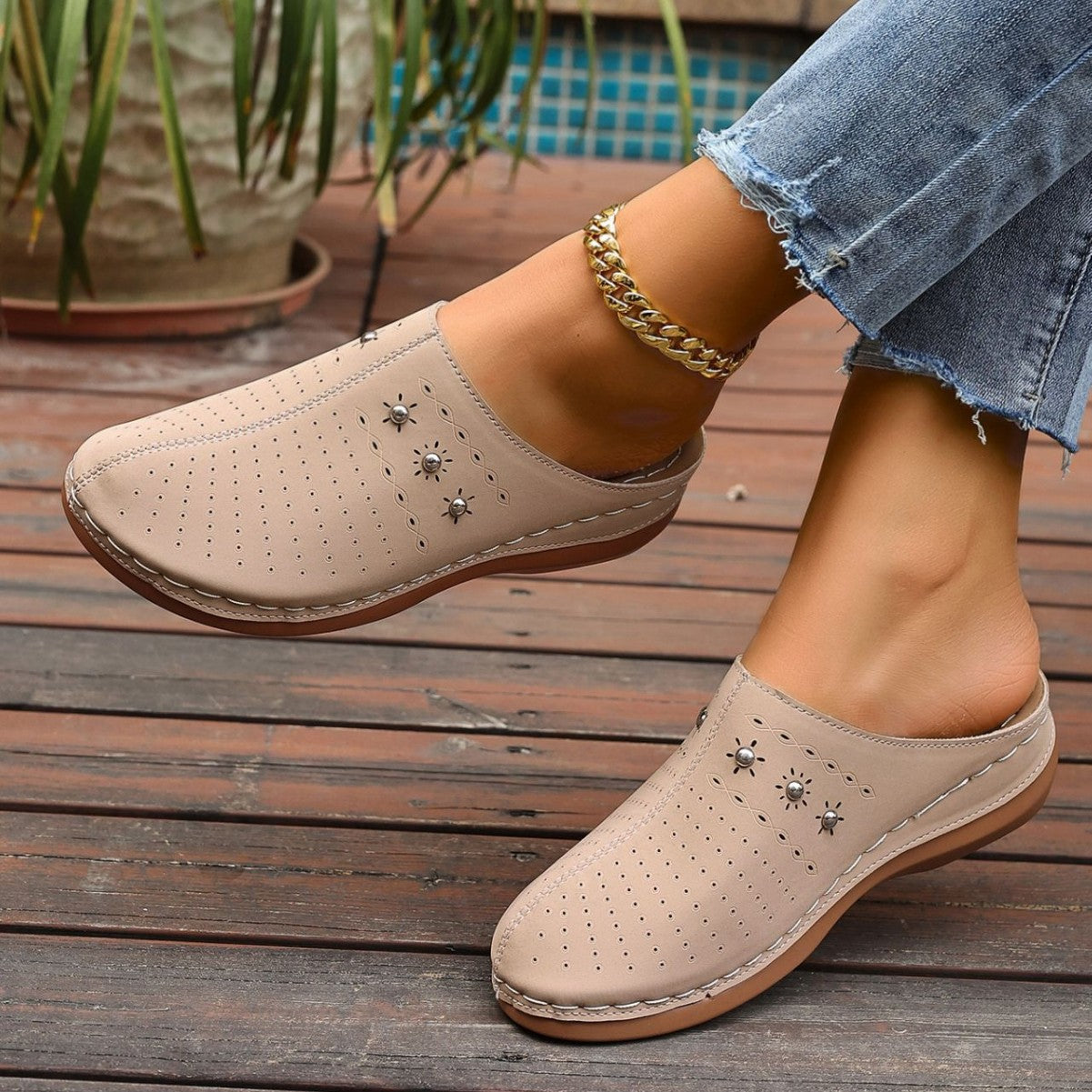 Summer New Women's Toe-covered Platform Slippers