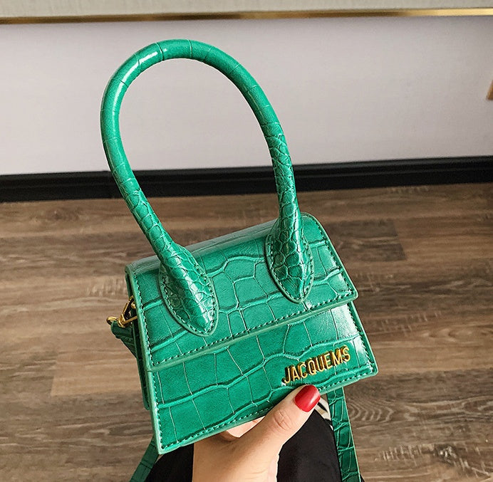 French foreign style many small bag female new style Korean version of 100 take cross-body bag country small one shoulder bag fashion small square bag