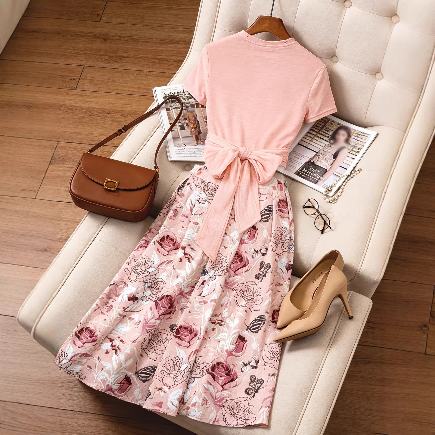 Women's Two-piece Dress, Solid Color Bow Slimming Top And Floral Print Skirt
