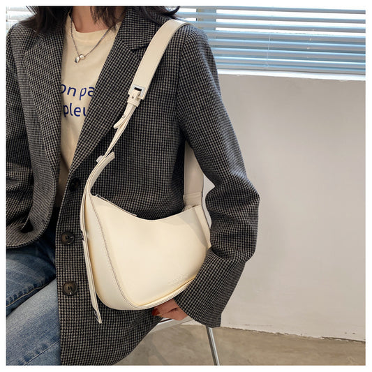 Retro  Versatile Womens Saddle Bag In A Minimalist Style