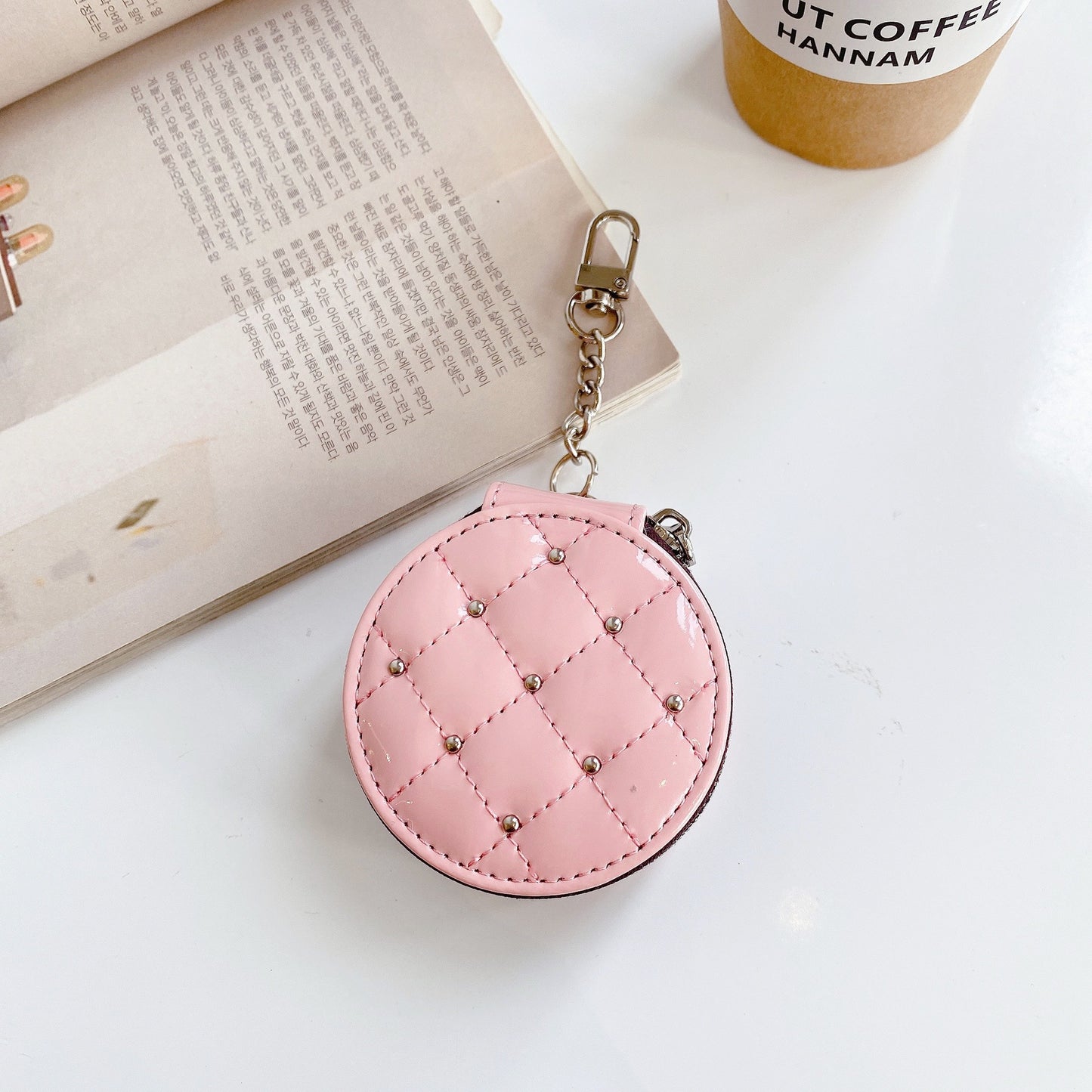 Bluetooth Earphone Protective Case Rivet Rhombus Chain Leather Case