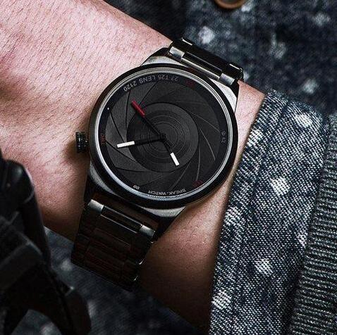 Aperture the photographer's timepiece