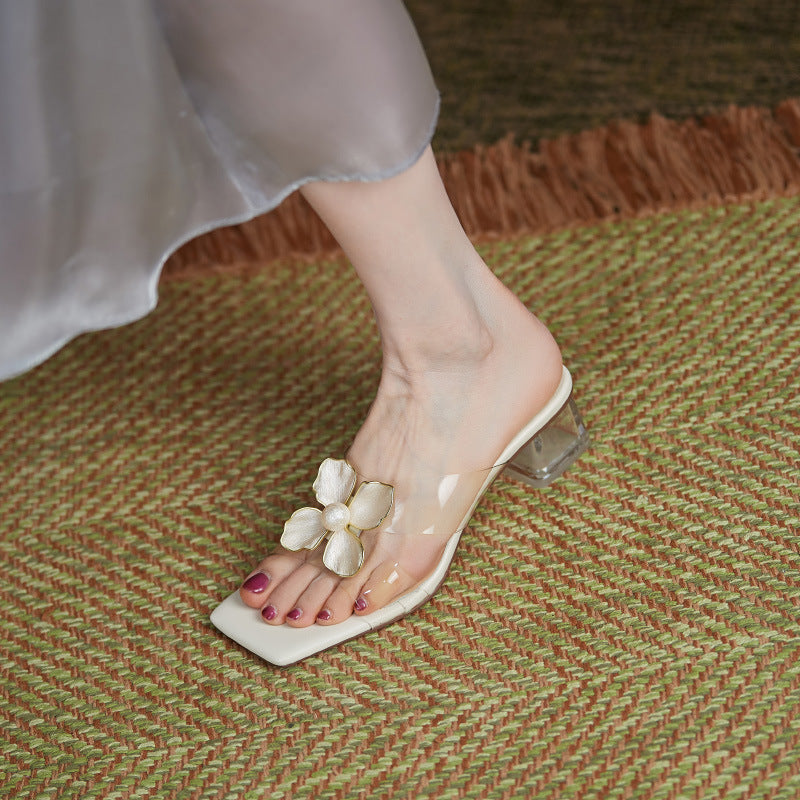 Thick And Versatile Fashion Sandals With The Word In Word