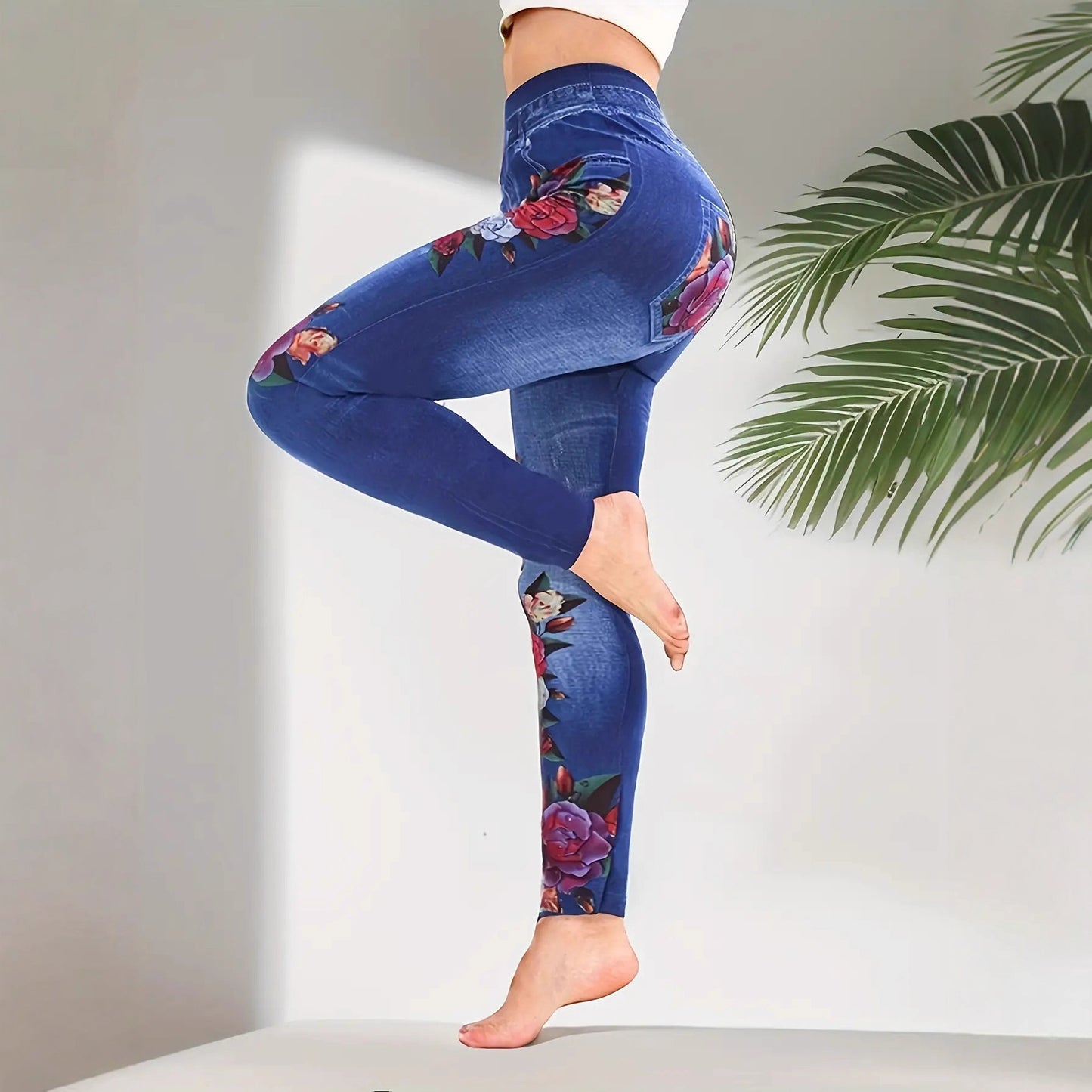 Fitness Pants With A Tight Waist And Digital Print