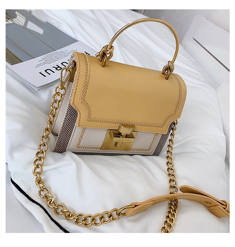 One shoulder messenger chain small square bag