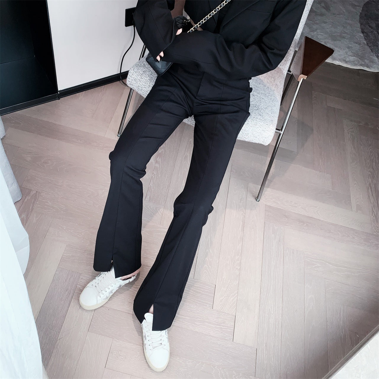Cropped high-rise trousers