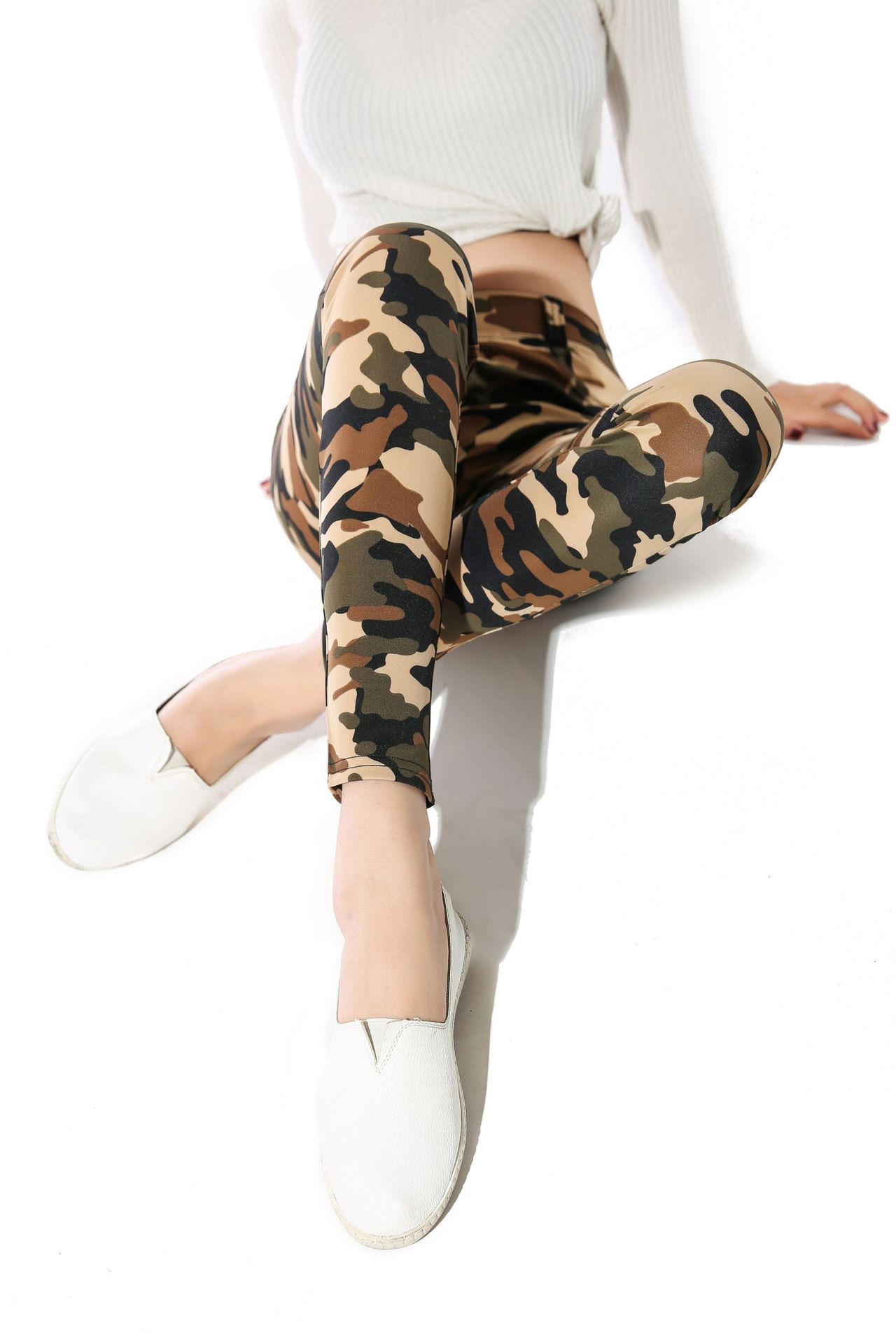 Europe and the United States trade fast selling honey peach, hips, camouflage pants, yoga pants, print pants, sports bottompants.