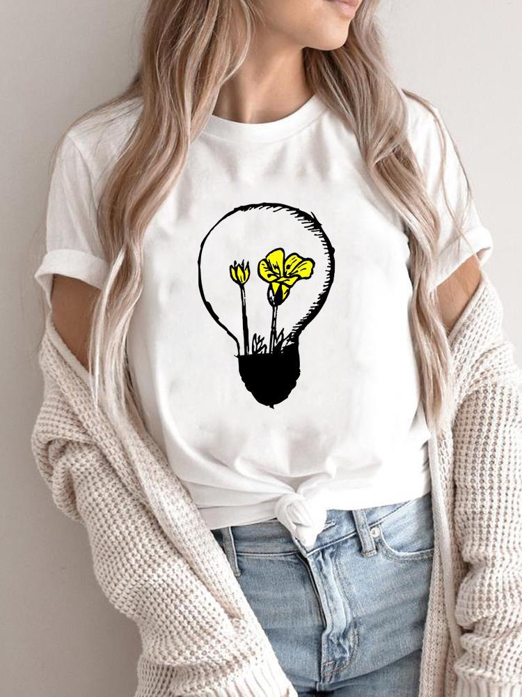 Cute Women's Flower Print Short-sleeved T-shirt