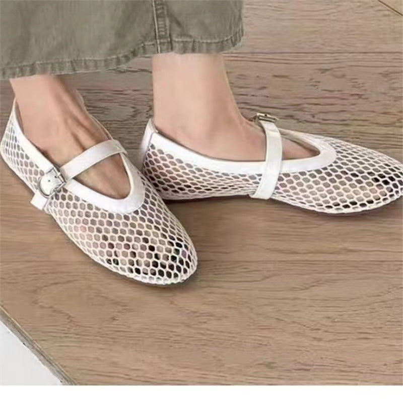 Round Toe Flat Bottom Non-slip Women's Plus Size Breathable Mesh Hole Shoes