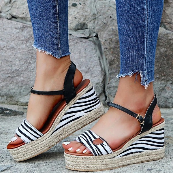Women's shoes with thick bottom