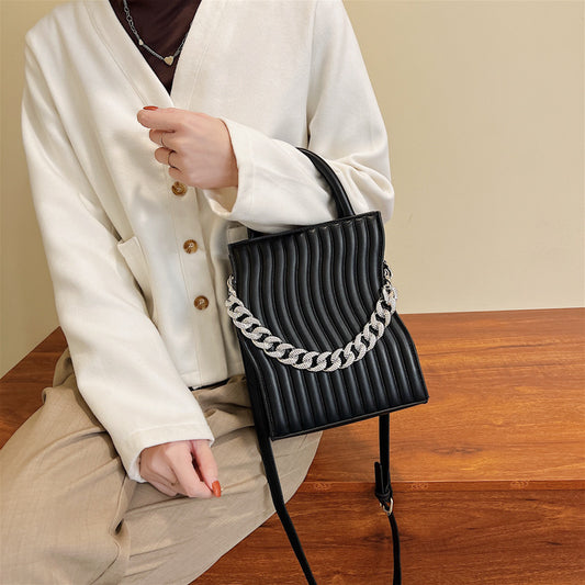 Women's Fashion New Chain S Type Shoulder Bag
