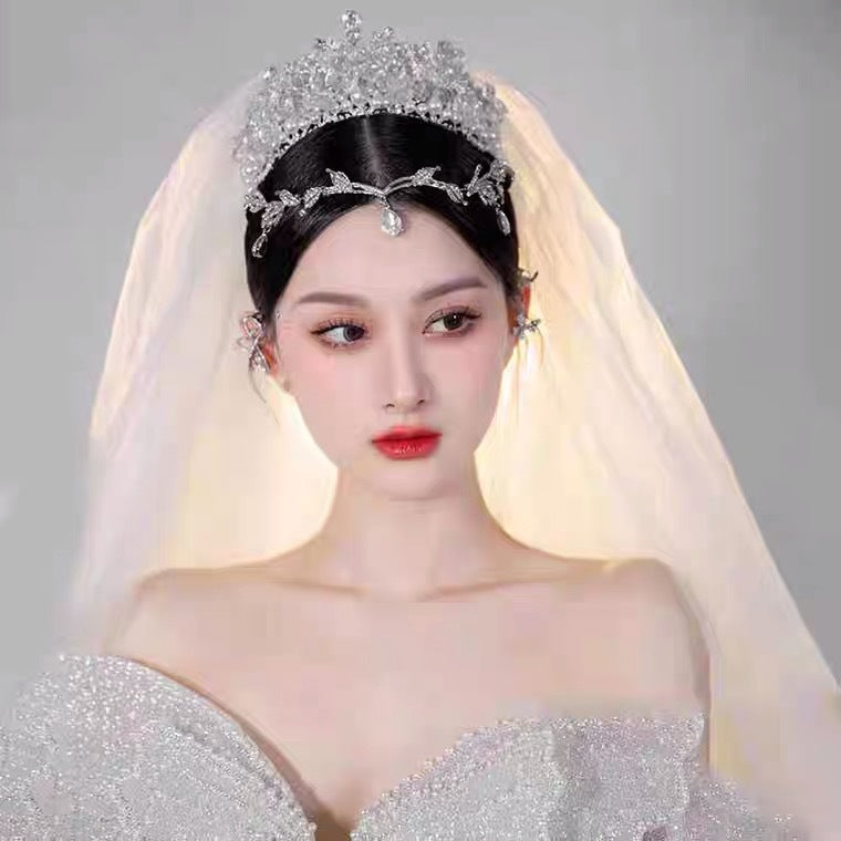 Crystal Atmospheric Wedding Dress Design Headwear