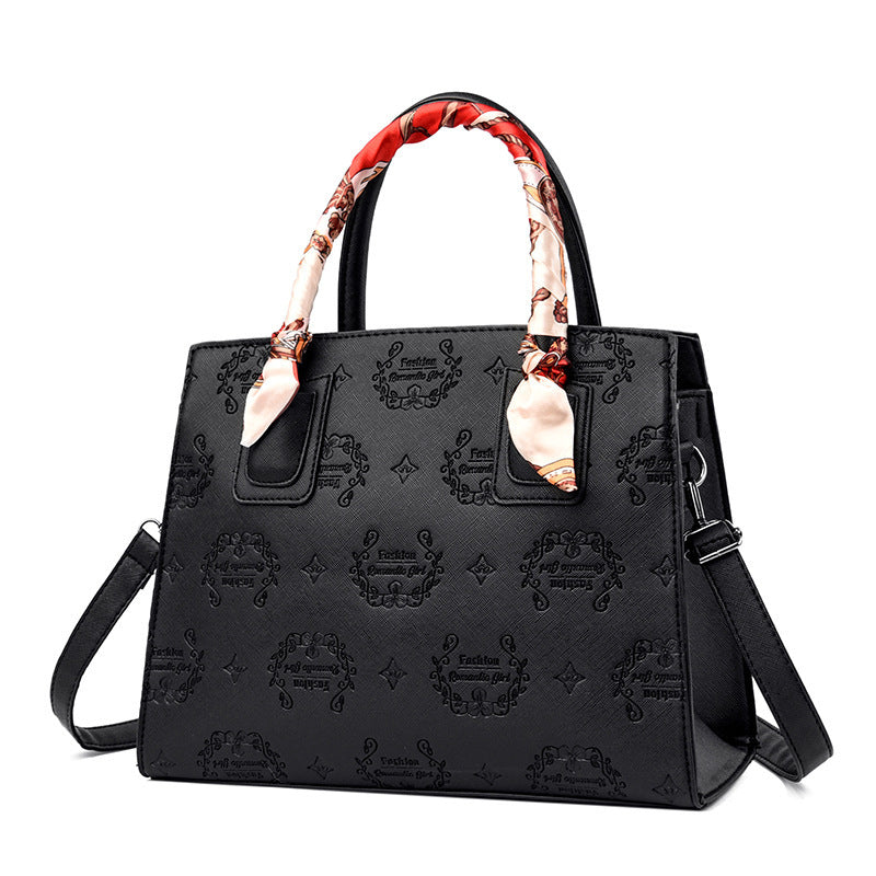 Large-capacity Fashion And Popular Embossed Ladies One-shoulder Messenger Handbag