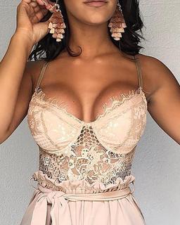 V-neck Sleeveless One-piece Shorts Containing Belt