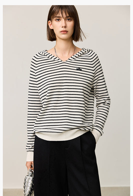 New Women's Casual Hooded Loose Commuter Sweater For Women