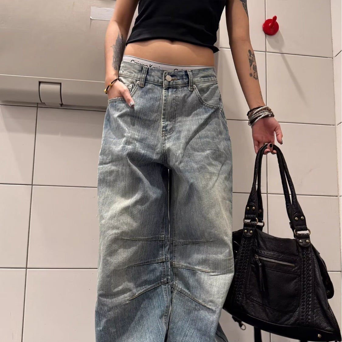 Løse retro denimjeans til kvinder med sildebensmønster og svaj