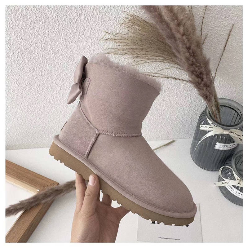 Pendant Bowknot Women's Sheepskin Boots