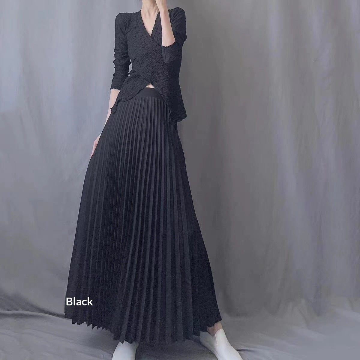 Womens Pleated Maxi Skirt Early Spring New Arrival