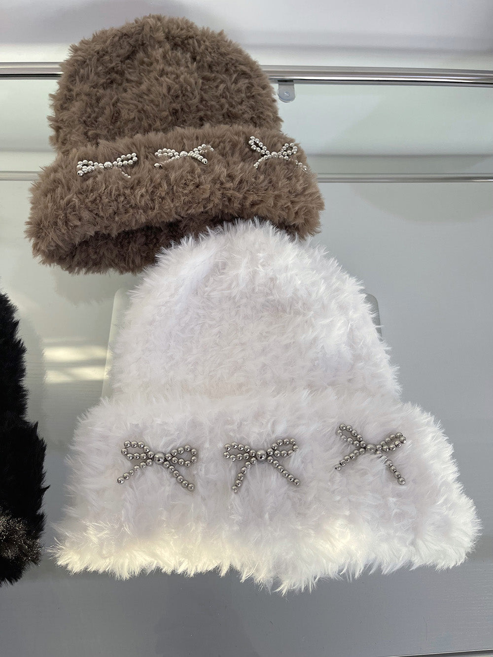 Autumn And Winter Thick Warm Soft Glutinous Knitted Bow Plush Bonnet For Women