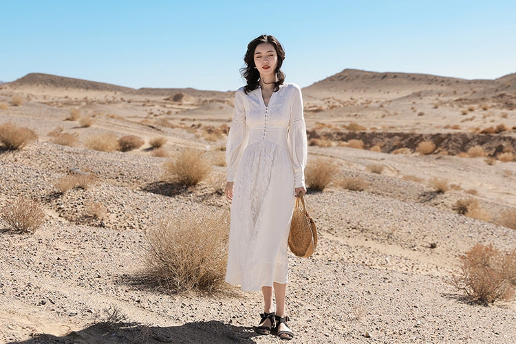 High Waisted And Slim Looking Long Skirt For Vacation